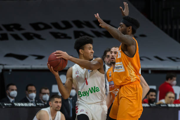 容将为峡谷 容将为峡谷